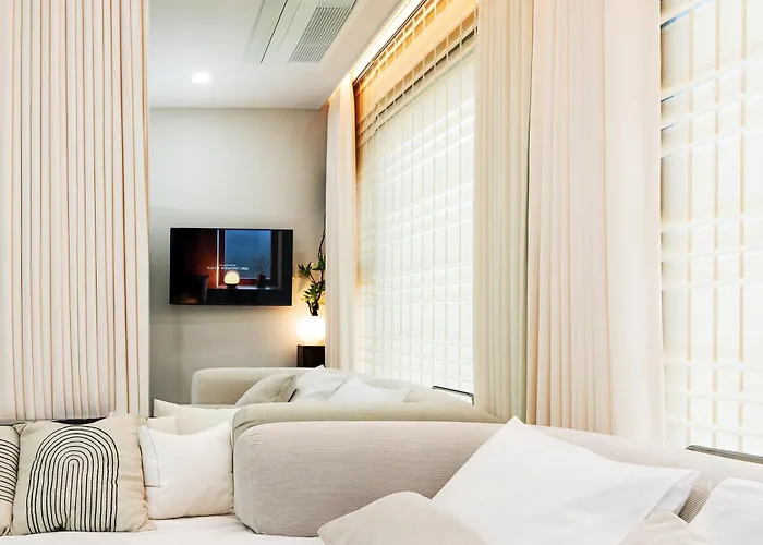 公寓 Hongdae Station 5min 8f View 2br For 6 首爾