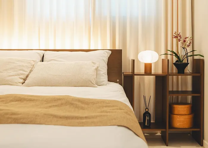 Hongdae Station 5min 8f View 2br For 6 * 首爾